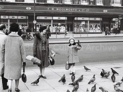 Girl with Pigeons. Manchester, 1960s - George Shepherd - Archival Print